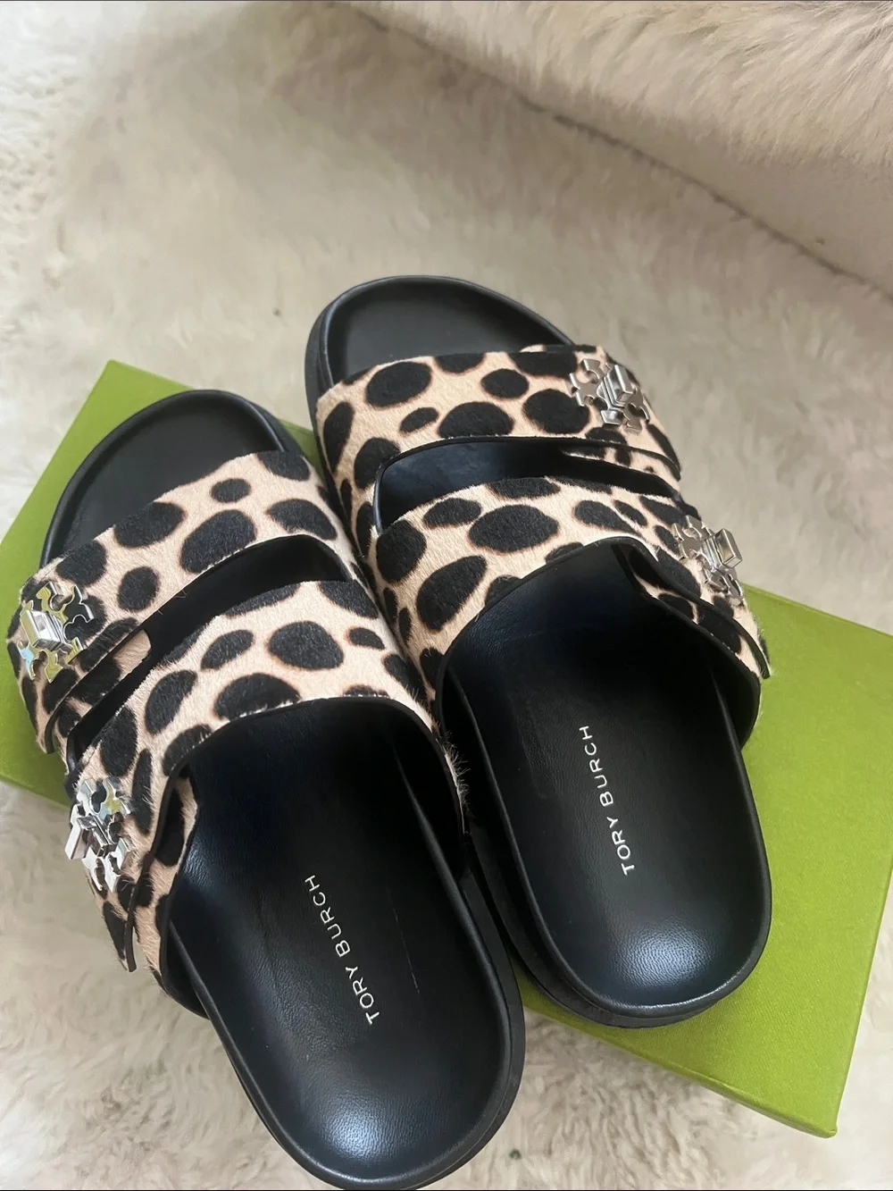 Tory Burch tory burch